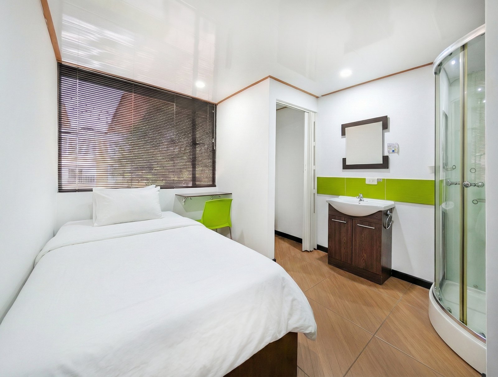 Habitación individual con baño privado